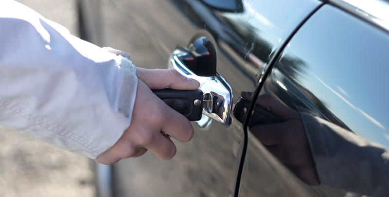 Autopomoc lawetowanie samochodów Warszawa Ursus